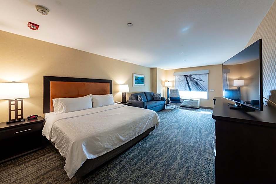 Holiday Inn Express & Suites Riverport Richmond By IHG