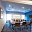 La Quinta Inn & Suites by Wyndham Chattanooga Downtown/South