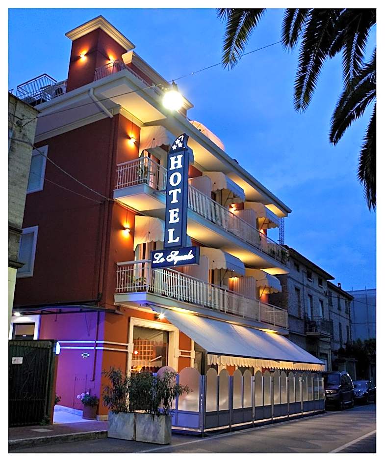 Hotel lo Squalo