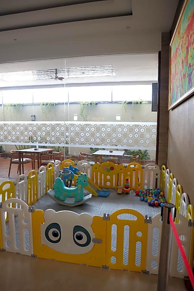 Lynn Hotel Mojokerto