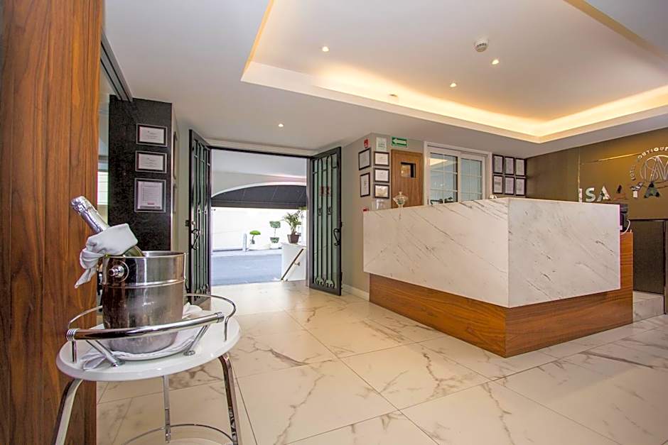 Isaaya Hotel Boutique by WTC