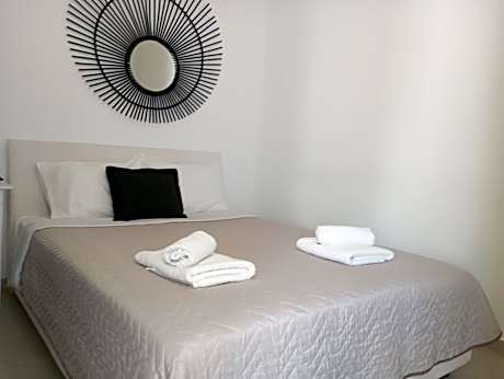 Nice & Cosy Mykonos House