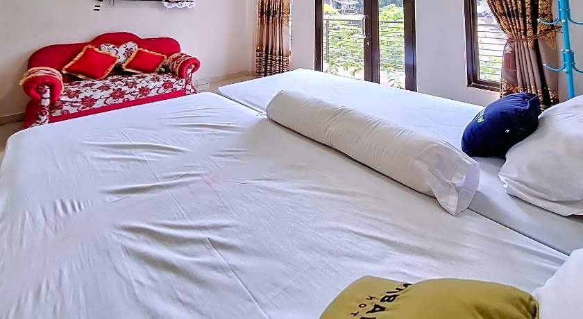 Urbanview Hotel Penginapan Ananda