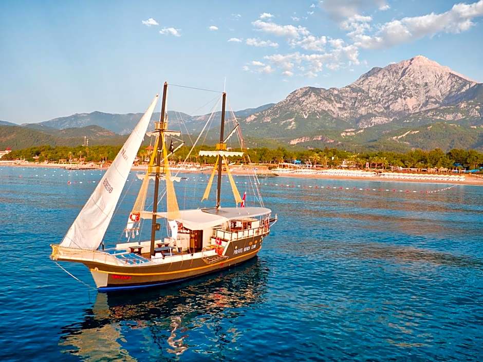 Pirates Beach Club  Ultra All Inclusive