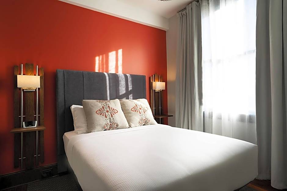 The Esquire Hotel Downtown Gastonia, an Ascend Collection Hotel