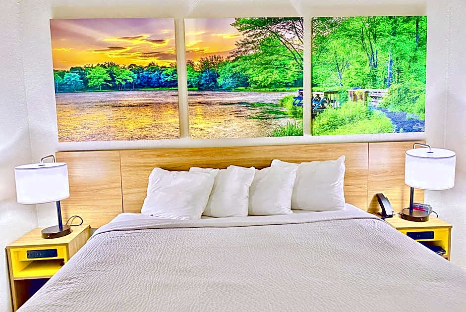 Days Inn by Wyndham Rutland/Killington Area