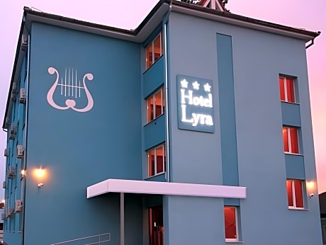 Hotel Lyra