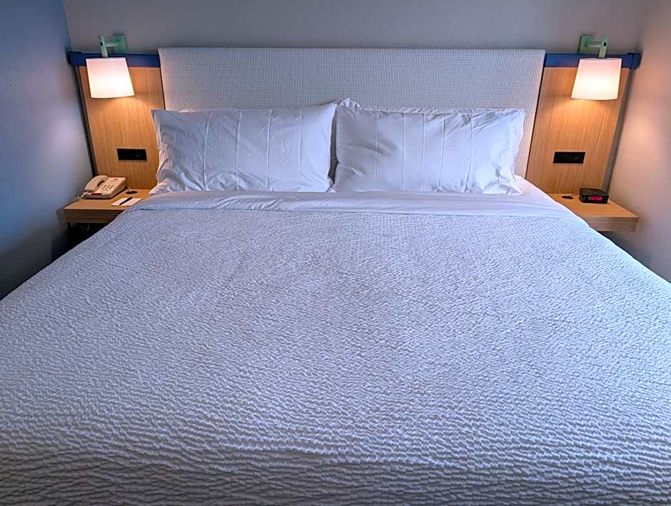 Greenville Pelham Inn by IHG