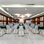 Crown Regency Hotel & Towers