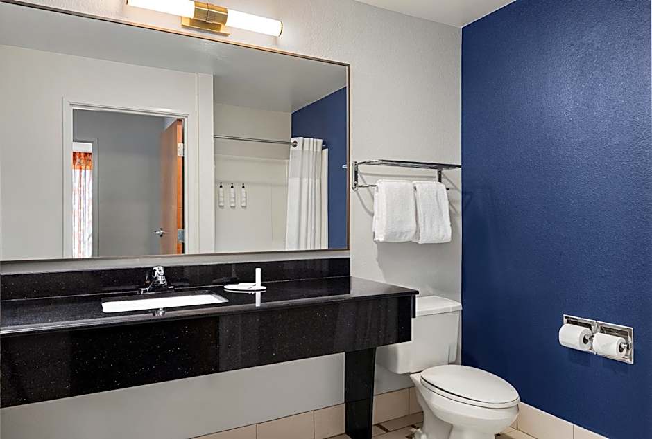 Fairfield Inn & Suites by Marriott Columbus East