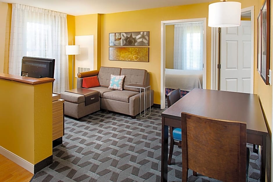 TownePlace Suites Manchester-Boston Regional Airport