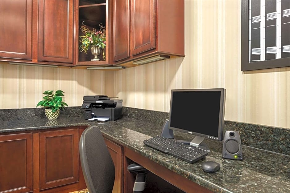 Country Inn & Suites by Radisson, Bloomington-Normal Airport, IL