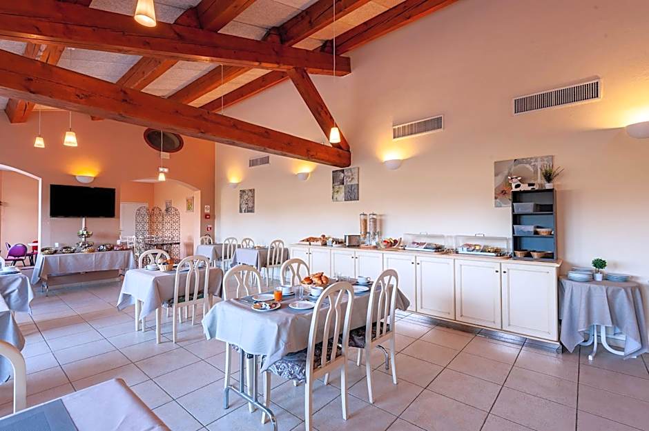 Residhotel Golf Grand Avignon