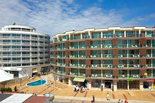 Briz Beach apartments - section B