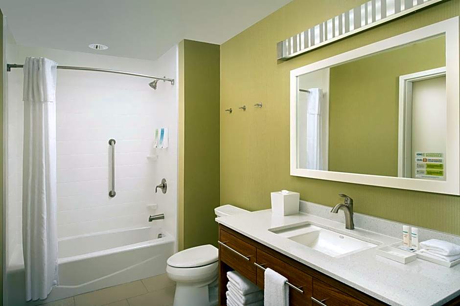 Home2 Suites by Hilton Denver International Airport