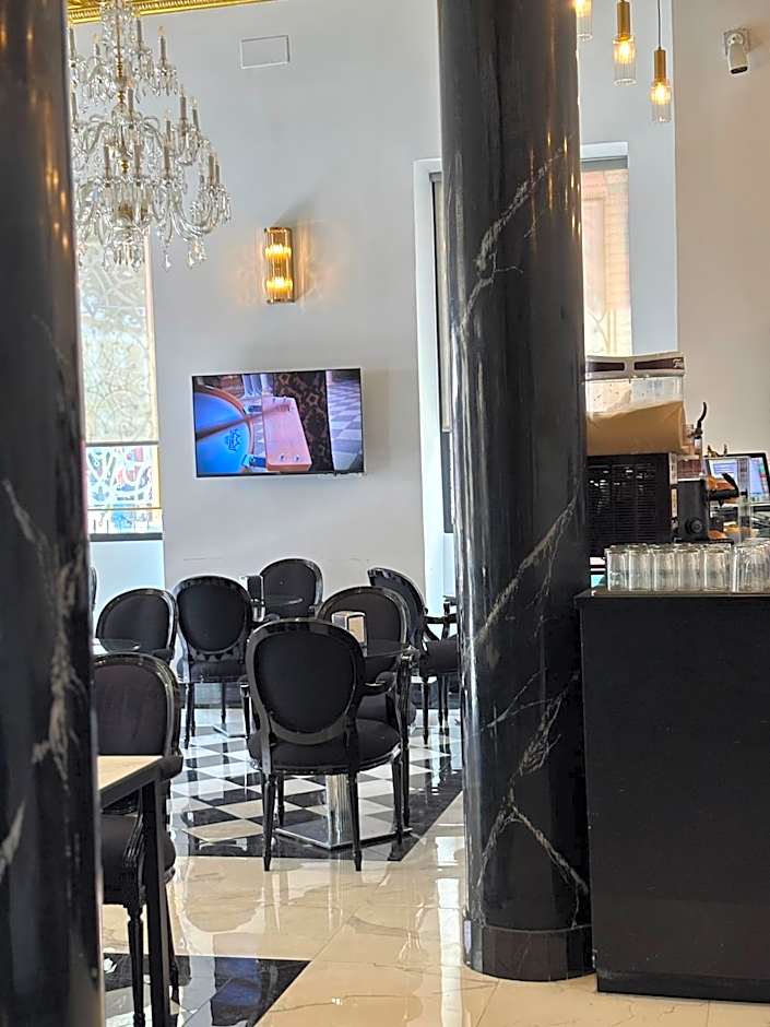 Adriano Boutique Sevilla