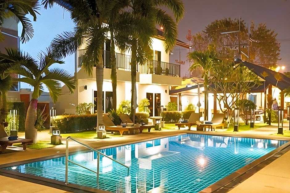 Phuket Airport Hotel