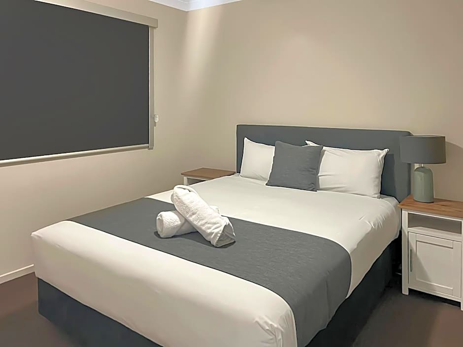 Direct Collective - Villas on Rivergum