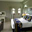 Fairway Guest Lodge