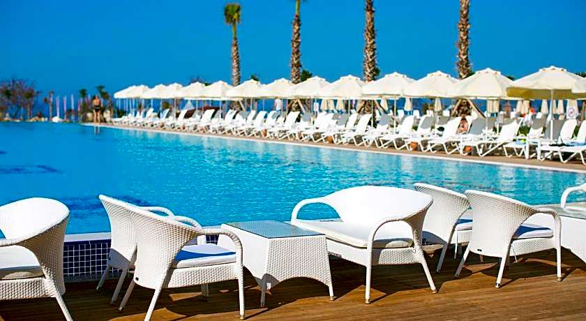 ANDRIAKE BEACH CLUB HOTEL