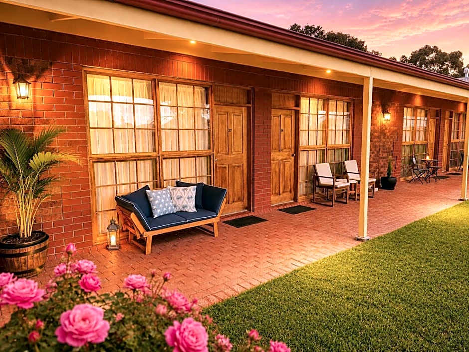 Coonawarra Place Motor Inn