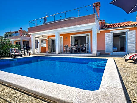 Casa Iris Comfortable holiday residence