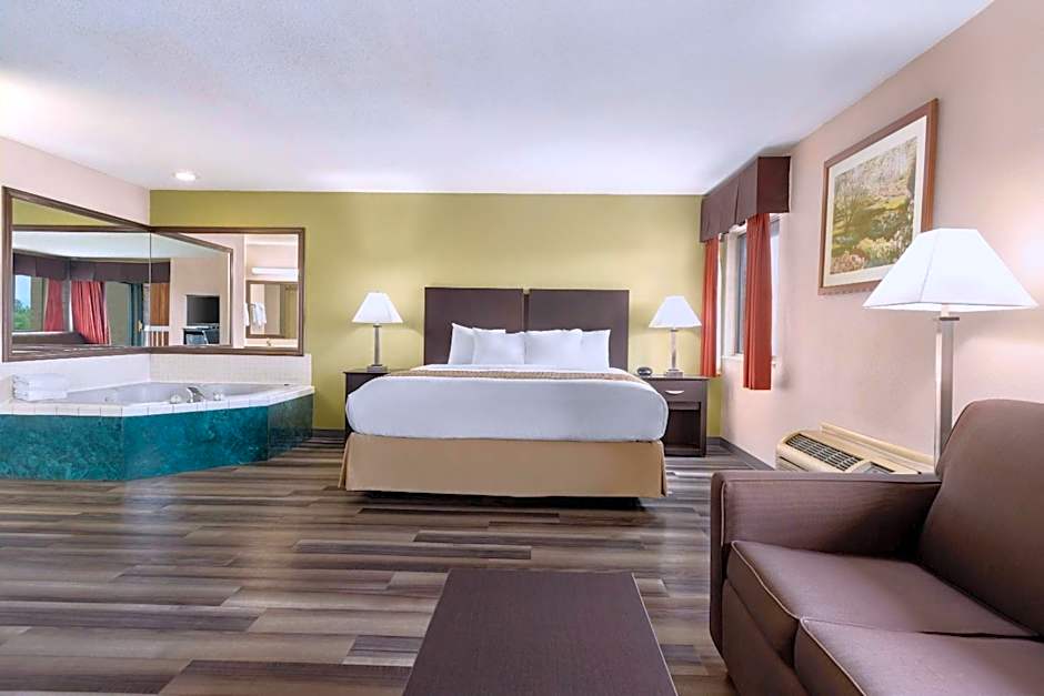 Baymont by Wyndham Monroe