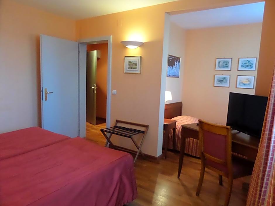 Hôtel Restaurant Chez Henriette