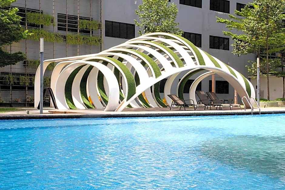 Puchong Skypod Residence @ Hostay