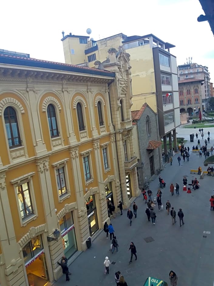 "LA MAISON DEL CORSO" Hospitality