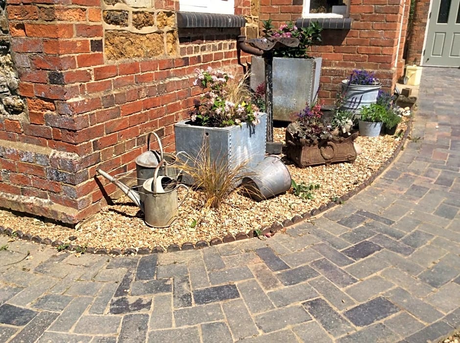 The Rear of the Plough,Everdon.