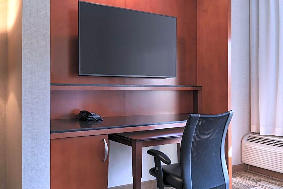 Courtyard by Marriott Santa Barbara Goleta