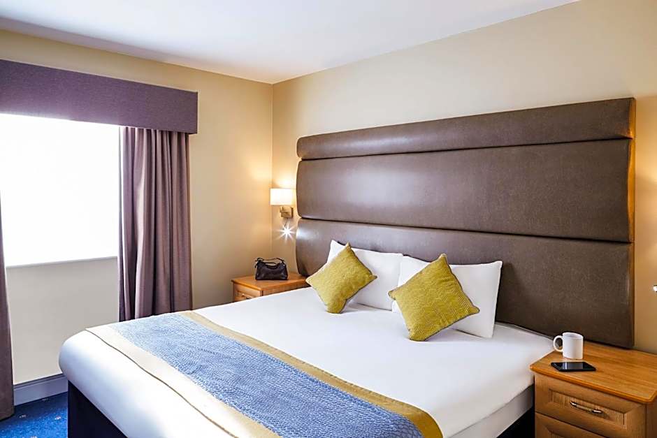 Mercure Newbury West Grange Hotel