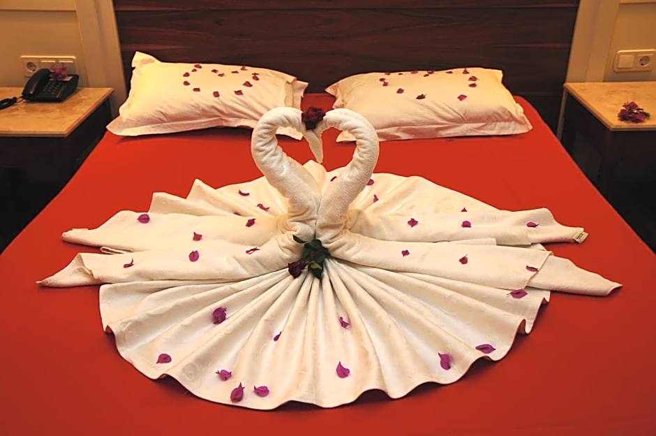 Alba Royal Hotel - Ultra All Inclusive -Adults Only (+16)