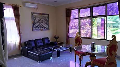 Junior Suite with Mountain View