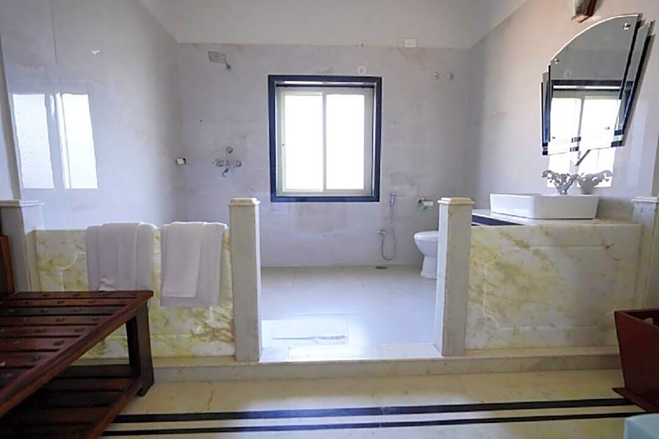 Bhanwar Vilas Palace