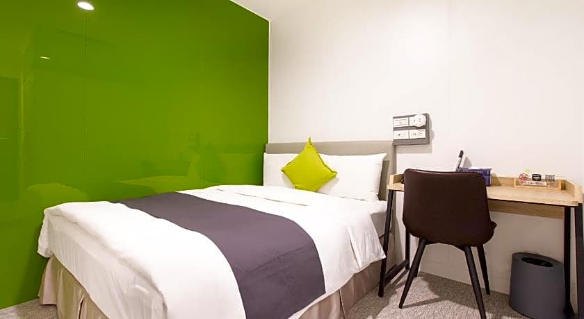 T.O.Hotel-Main Station