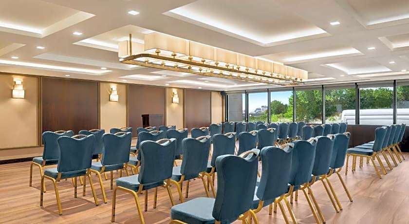 Days Hotel by Wyndham Istanbul Maltepe
