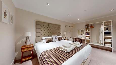 Superior King or Twin Room