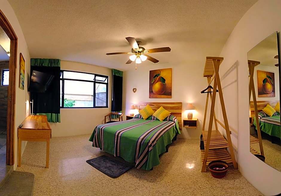 Casa de las Palmas Guest House