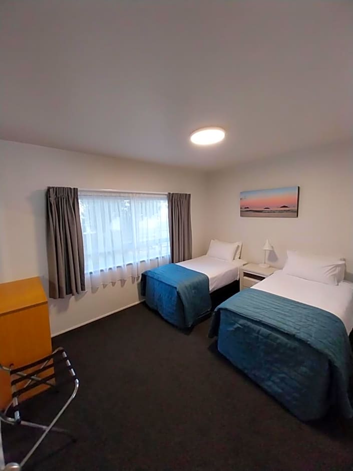 Bayview Motel