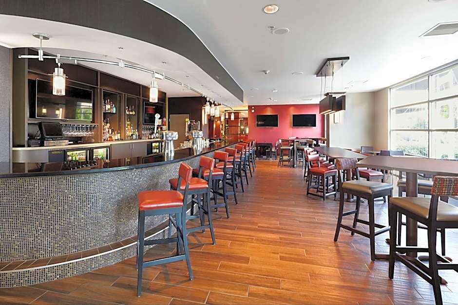 DoubleTree by Hilton San Francisco Airport North Bayfront