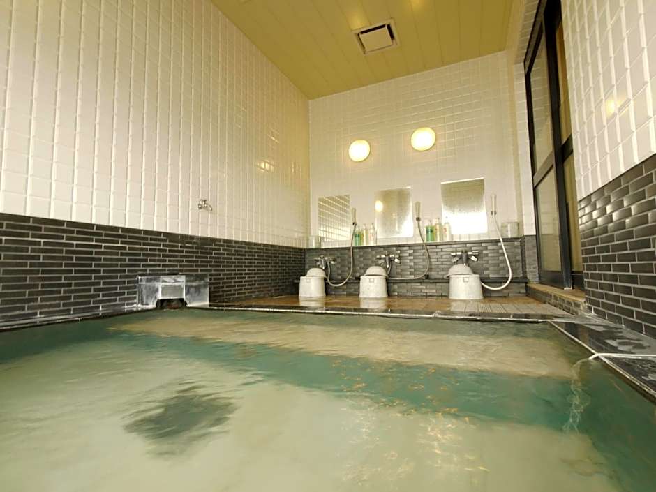 Hotel Route-Inn Fukaya Ekimae