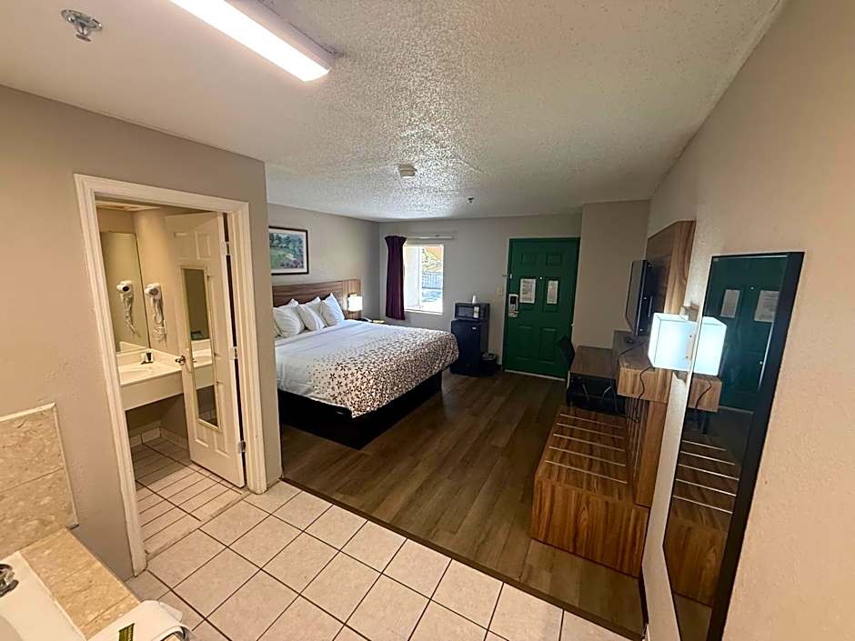 Country Hearth Inns And Suites Augusta