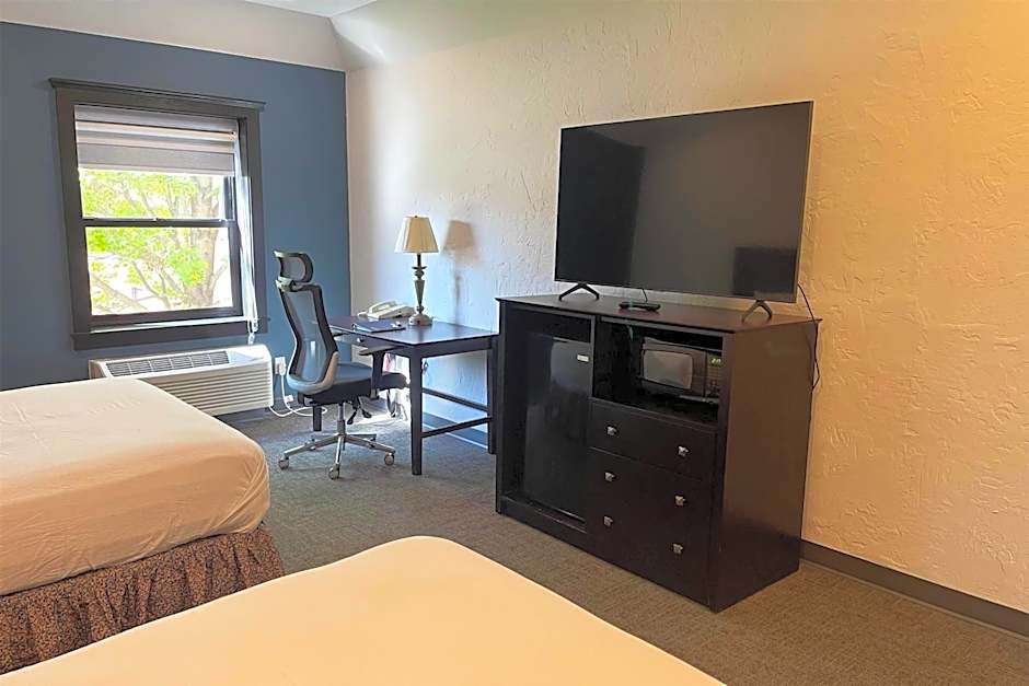 Chateau Hotel and Conference Center