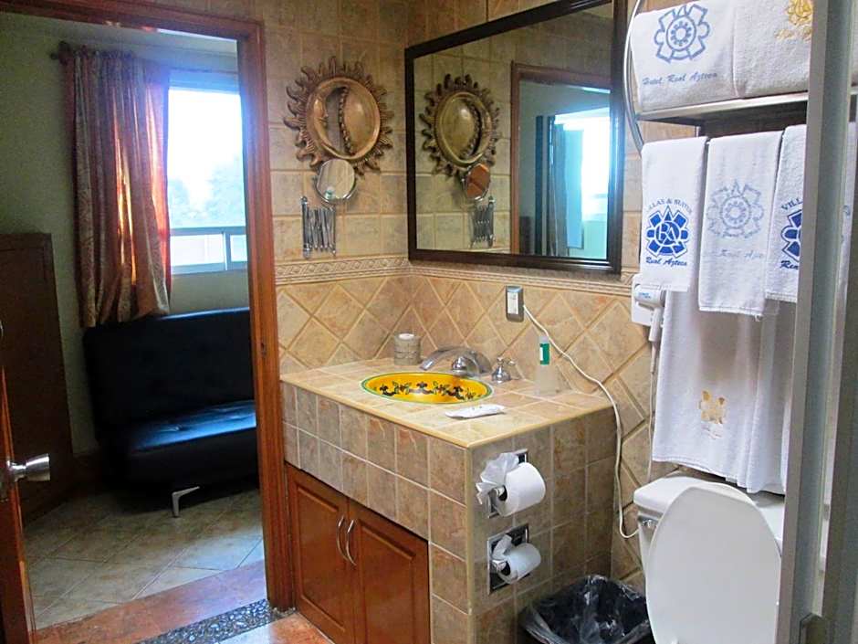 Hotel Real Azteca