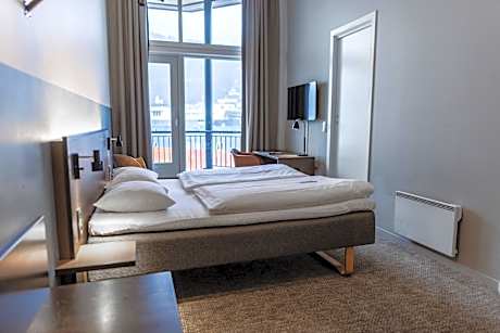 Queen Room with Balcony