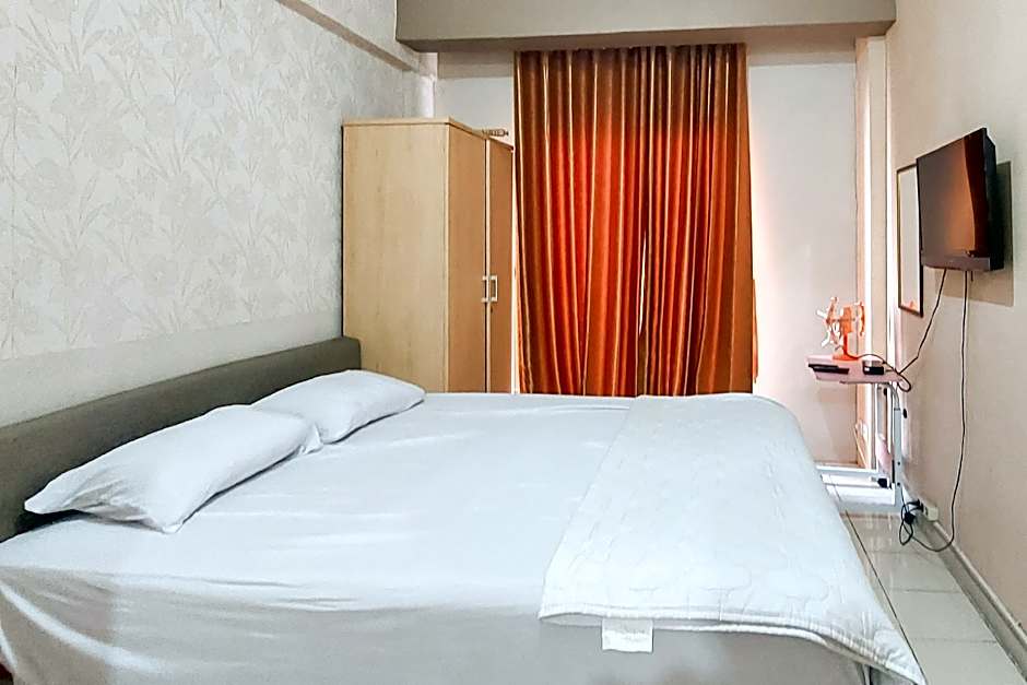 RedLiving Apartemen Green Park View - Comfort Room Tower E