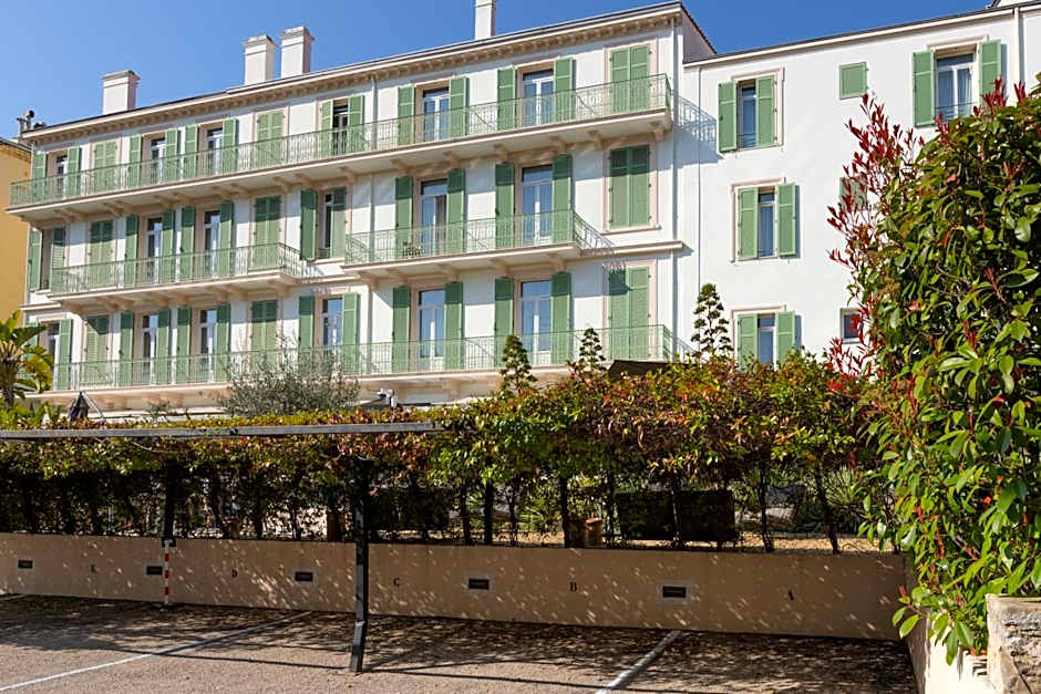 Hotel Verlaine