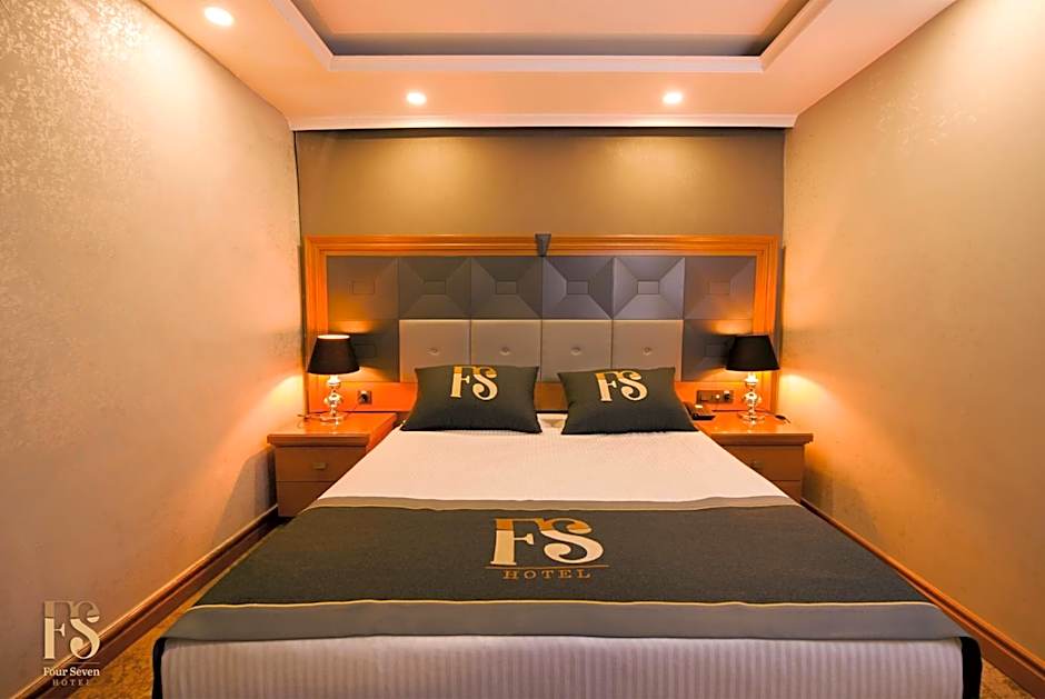 FOUR SEVEN HOTEL